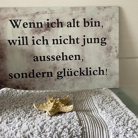 Gelbes Haus Seenland Xl 아파트 *