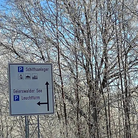 Gelbes Haus Seenland Xl Lägenhet