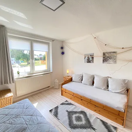 Gelbes Haus Seenland Xl