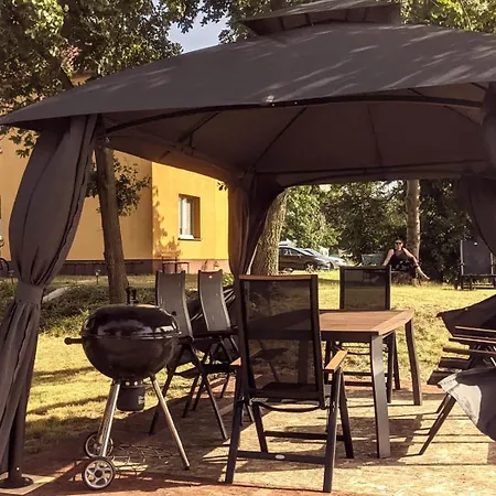 Gelbes Haus Seenland Xl 아파트 Elsterheide