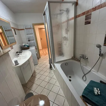Gelbes Haus Seenland Xl * Elsterheide