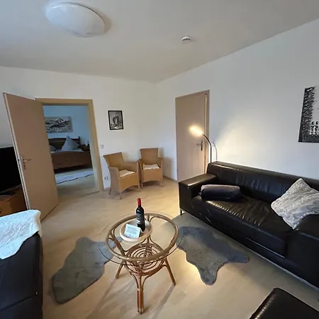 Gelbes Haus Seenland Xl Lägenhet