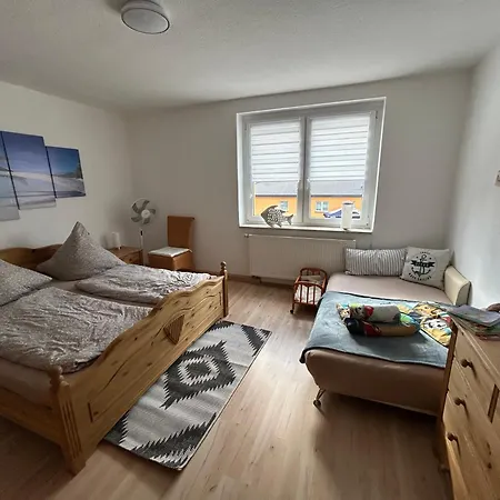 Apartment Gelbes Haus Seenland Xl