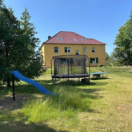 Gelbes Haus Seenland Xl 아파트 Elsterheide